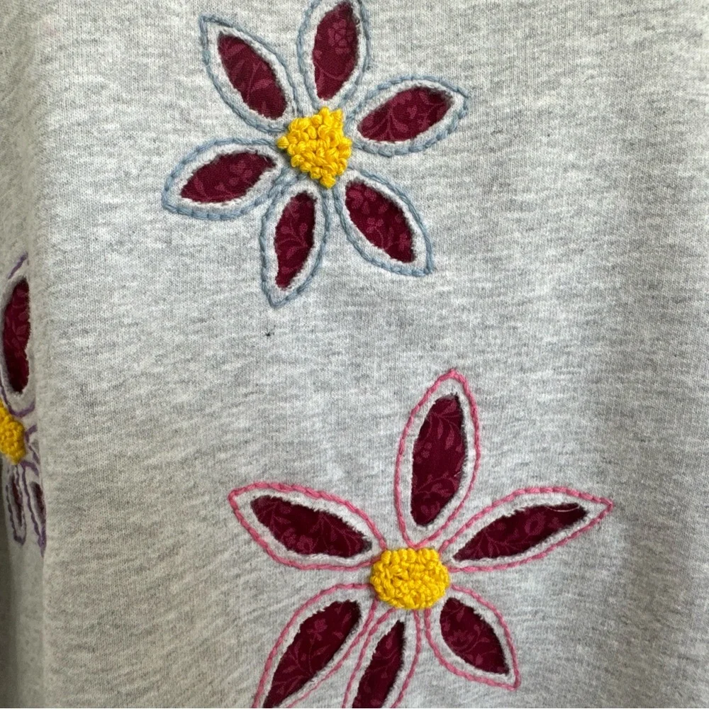 Boho Cottagecore Hand Embroidered Floral Sweatshirt One of a Kind Women’s L - Picture 4 of 10